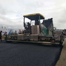 滨海新城核心区路网建设加速推进，多条主次干道力争四月底前贯通